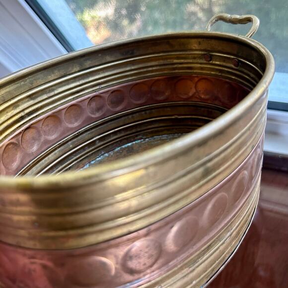 Vintage Brass & Copper Oval Jardiniere Planter with Handles - Picture 10 of 16